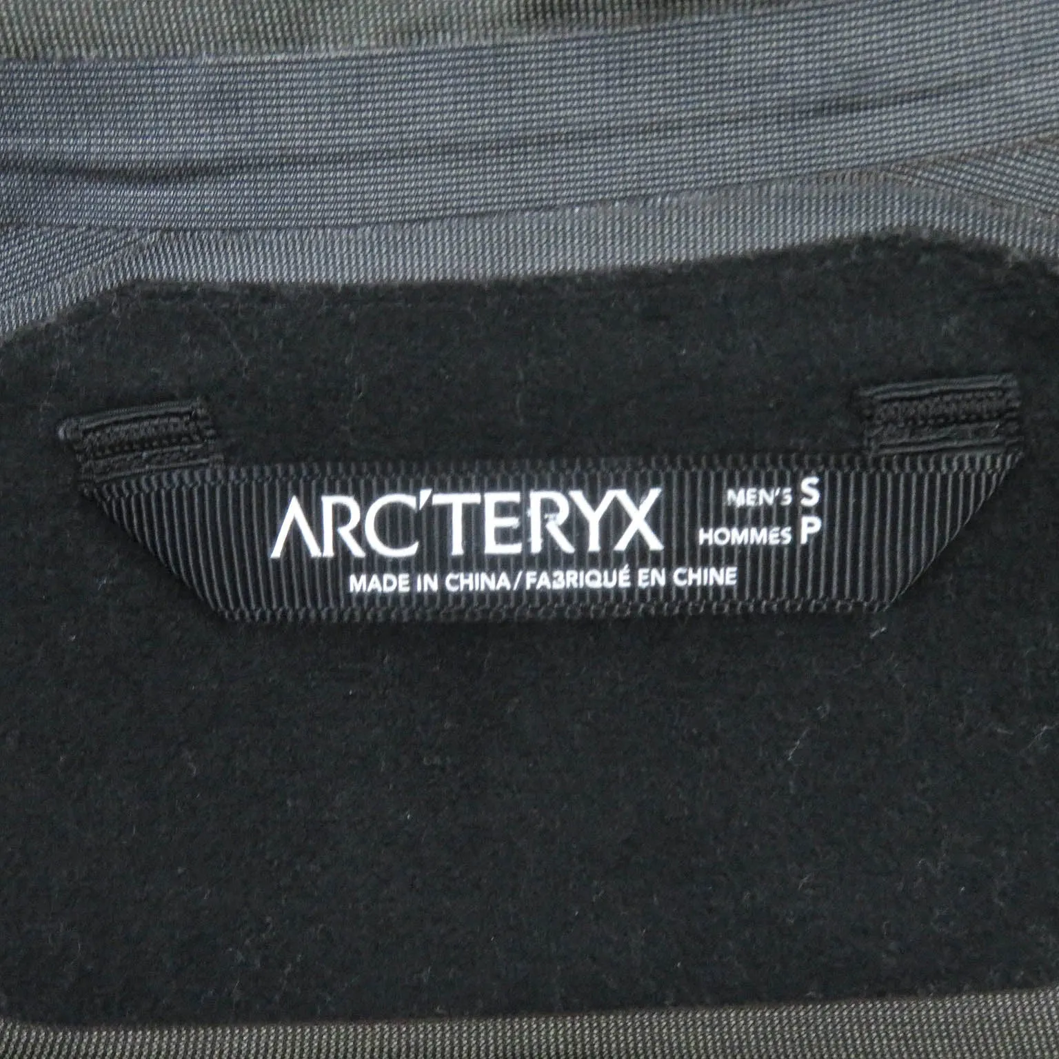 ARC'TERYX Nylon jacket 15765-72357 Main: 100% nylon black A2B Commuter Hardshell Jacket mens S Used