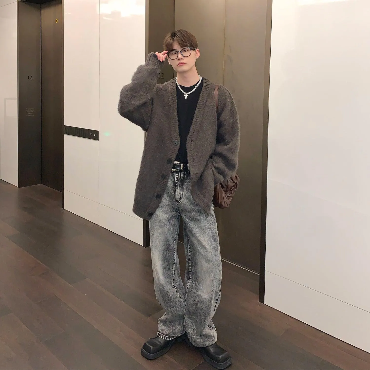 Cui Straight Leg Washed Jeans