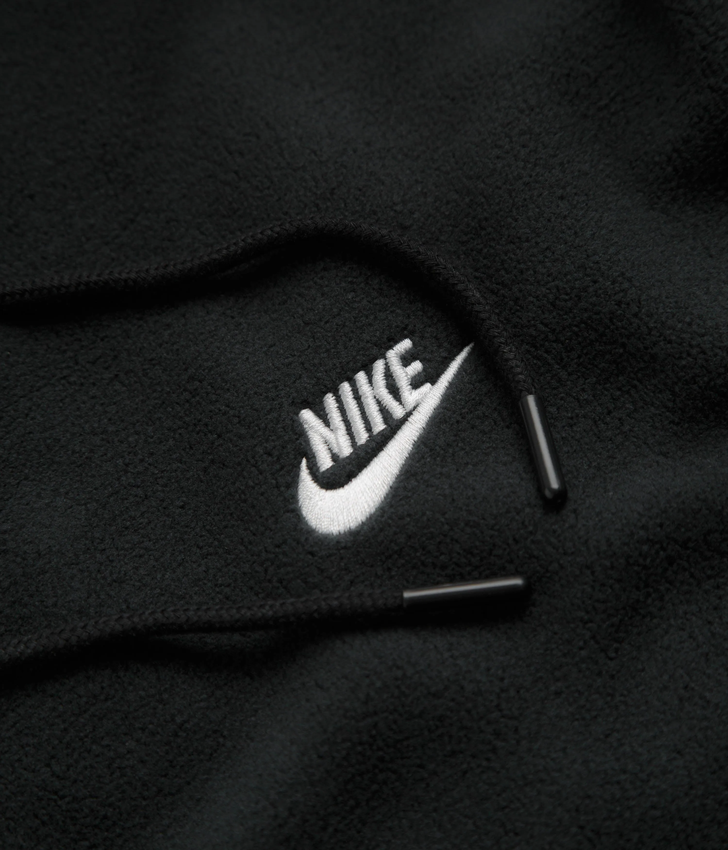 Nike Club Winterized Hoodie - Black / White