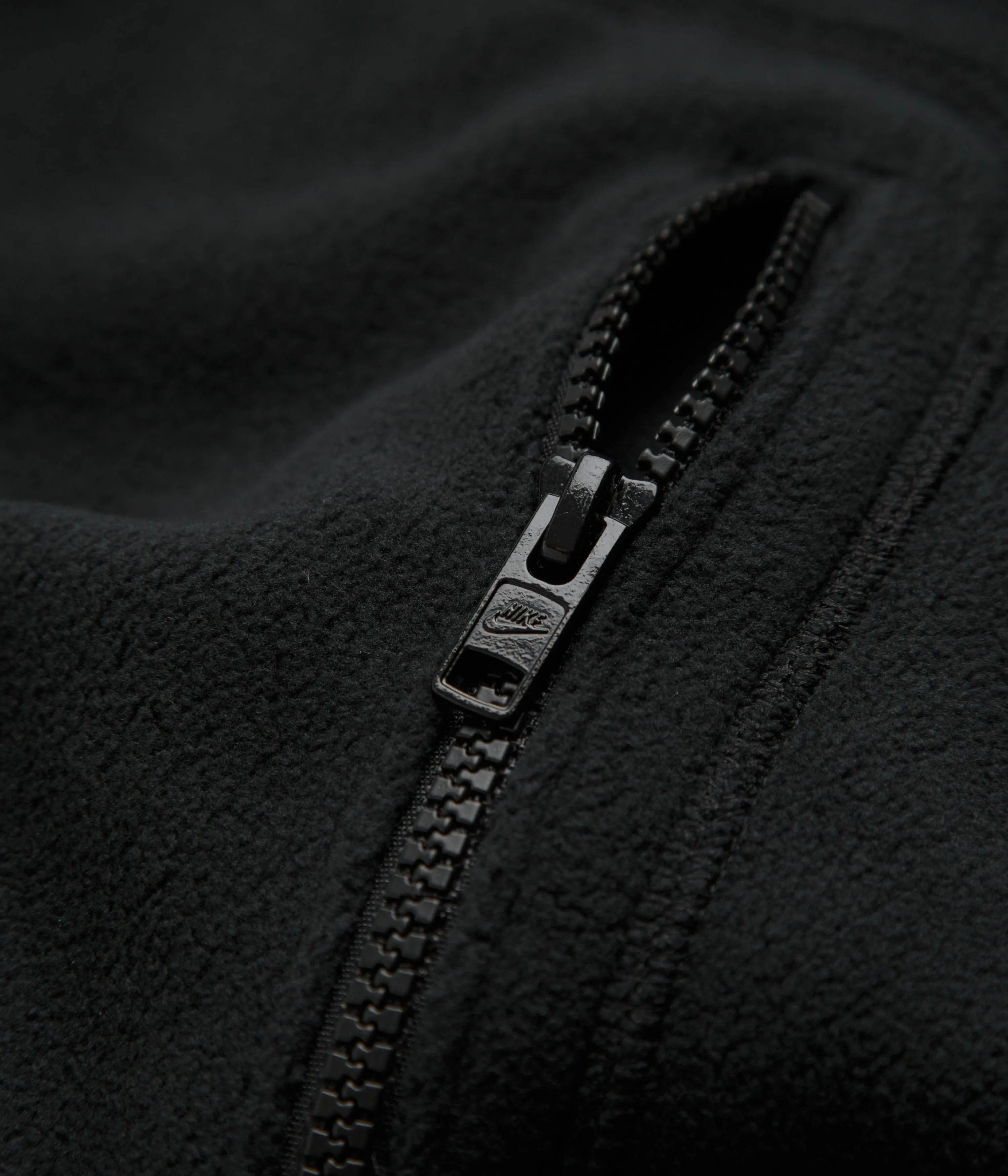 Nike Club Winterized Hoodie - Black / White