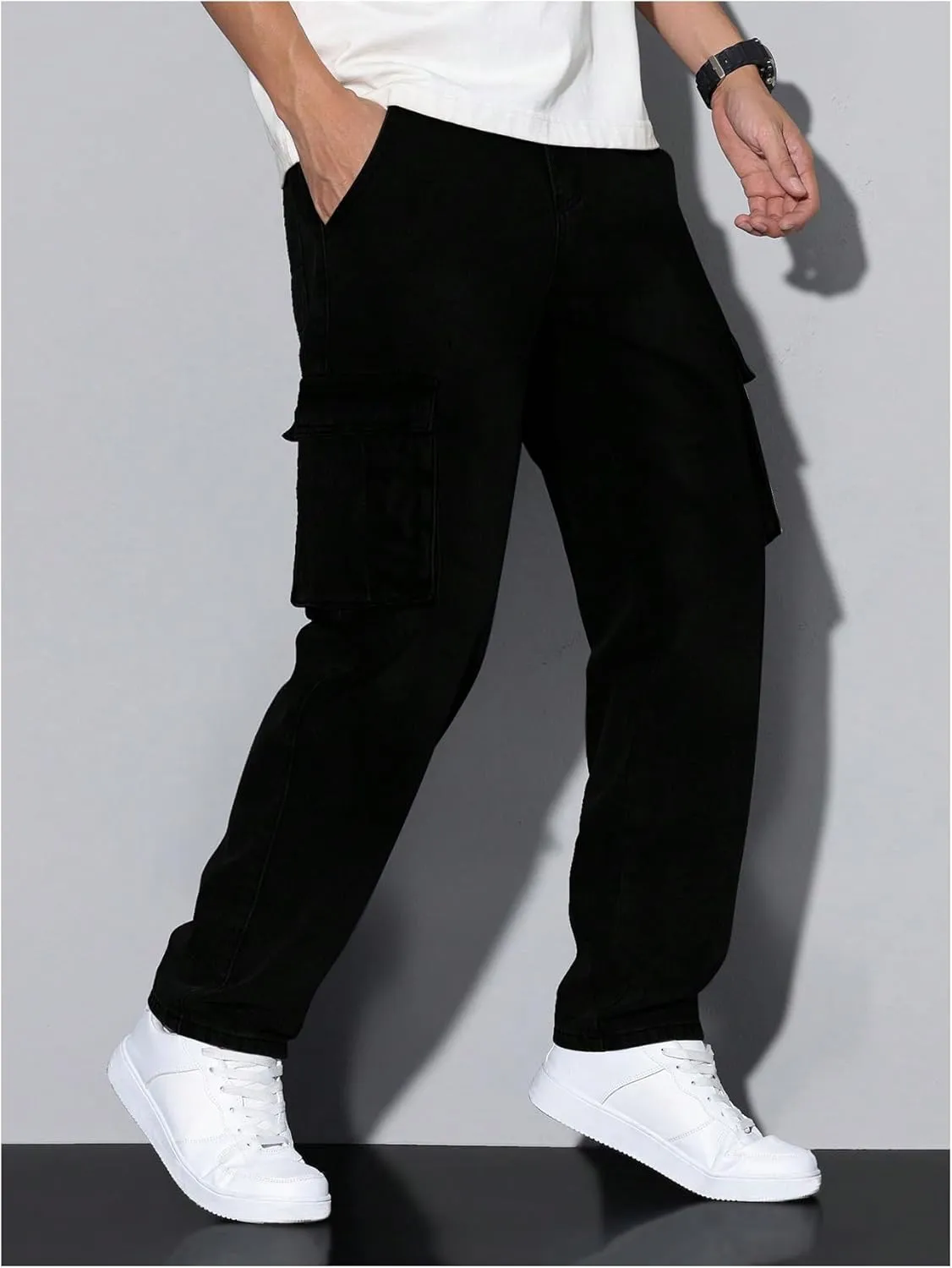 Verdusa Men's Cargo Jeans Relaxed Outfits Straight Leg Denim Pants Vintage Jeans with Pockets